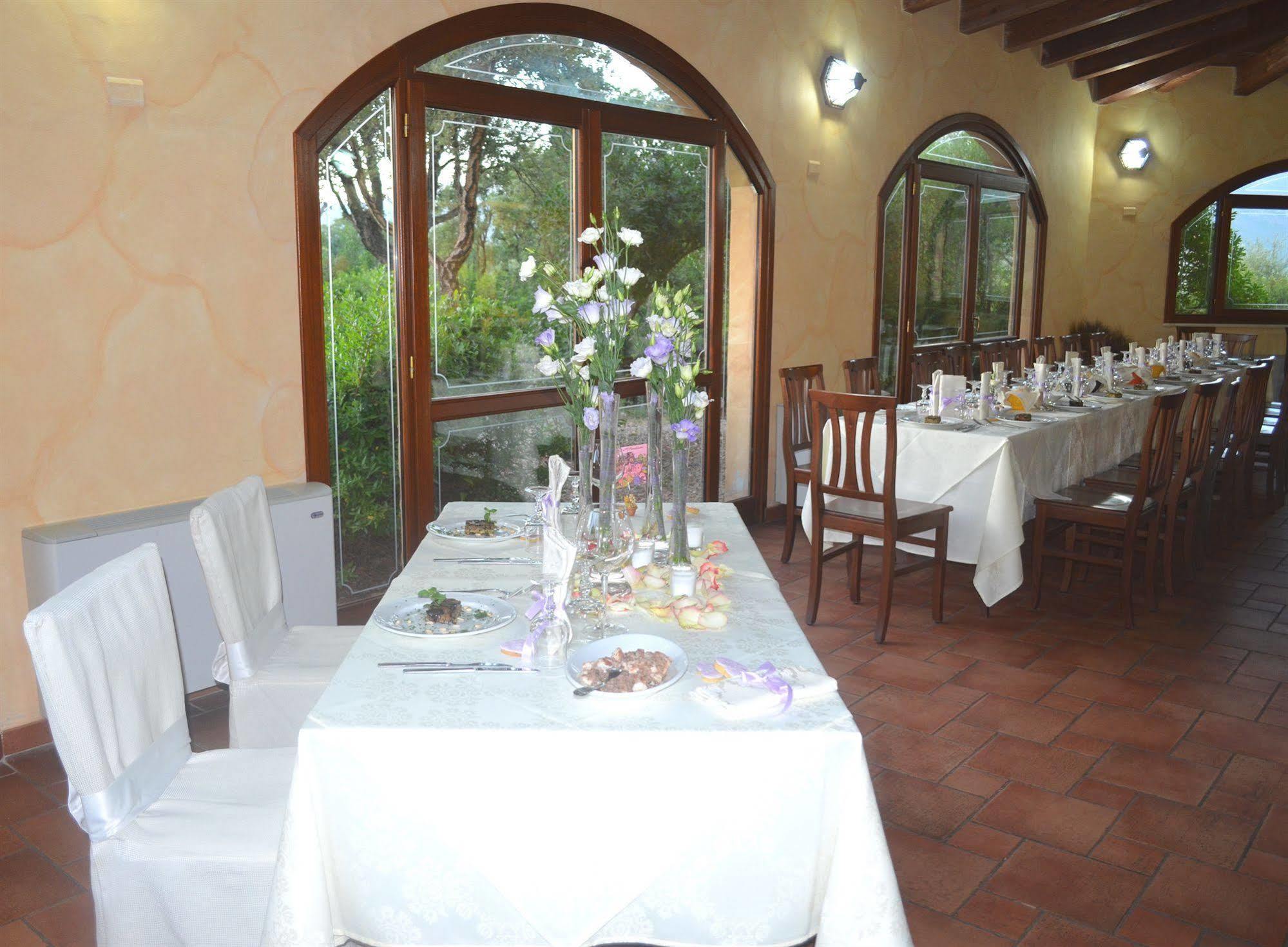 Hotel Giardino Corte Rubja Iglesias Eksteriør billede