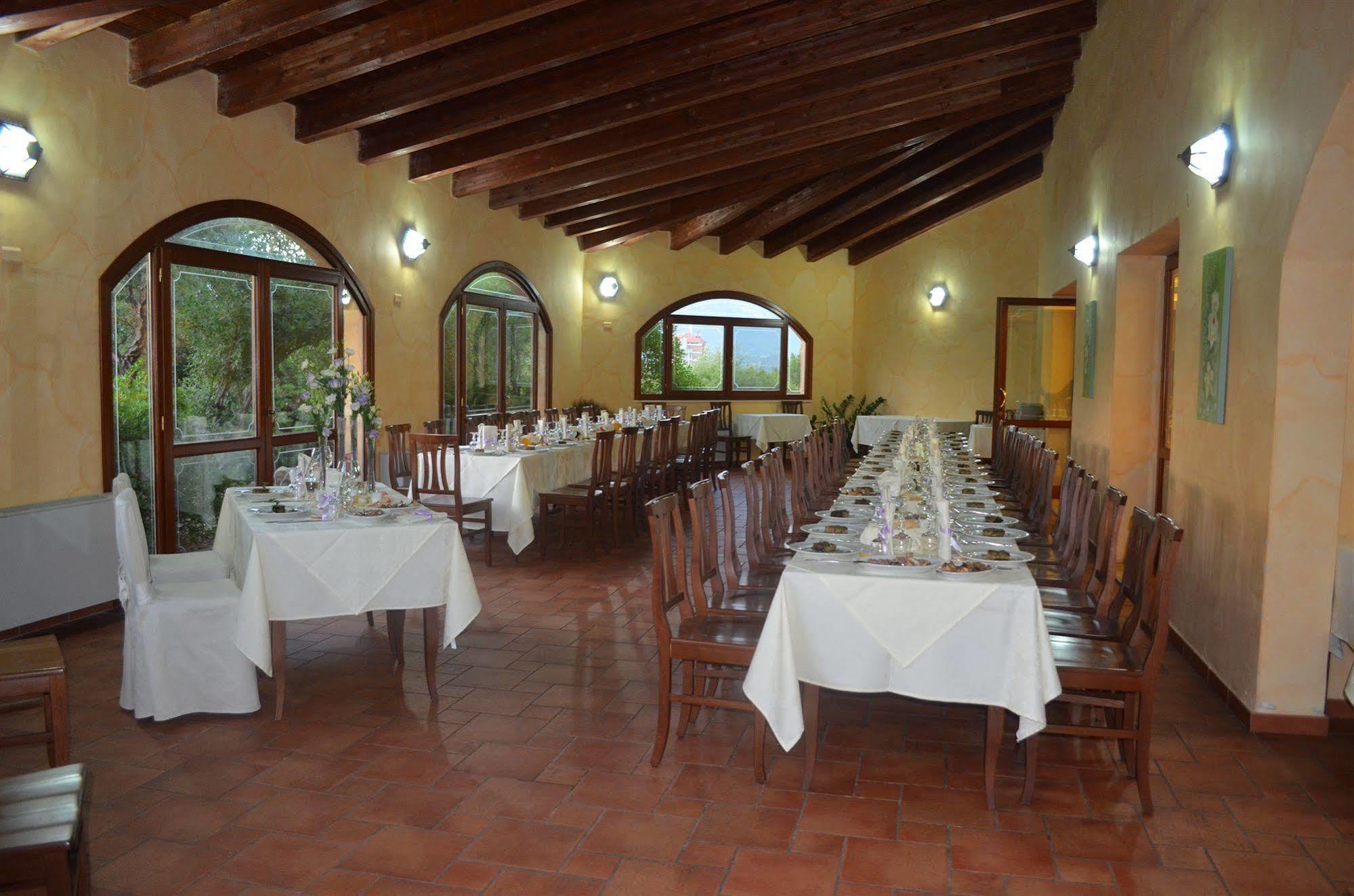 Hotel Giardino Corte Rubja Iglesias Eksteriør billede